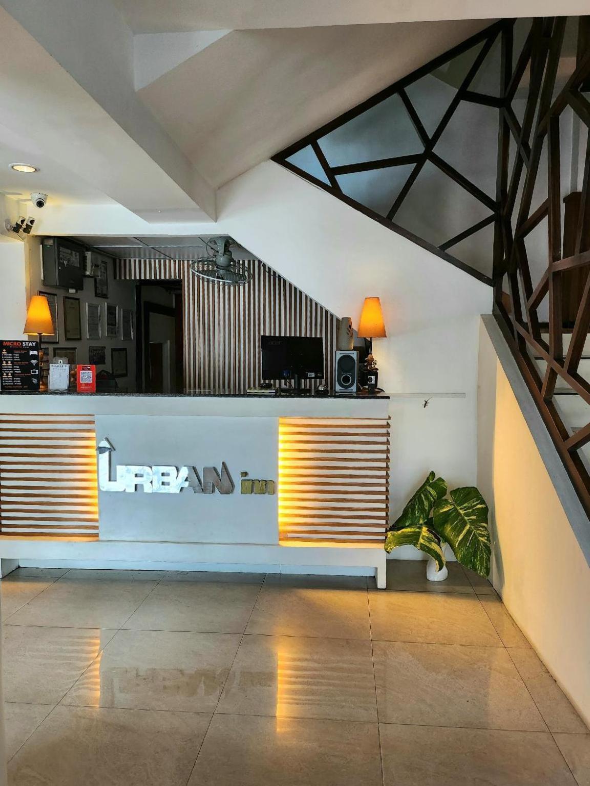Urban Inn Iloilo Экстерьер фото
