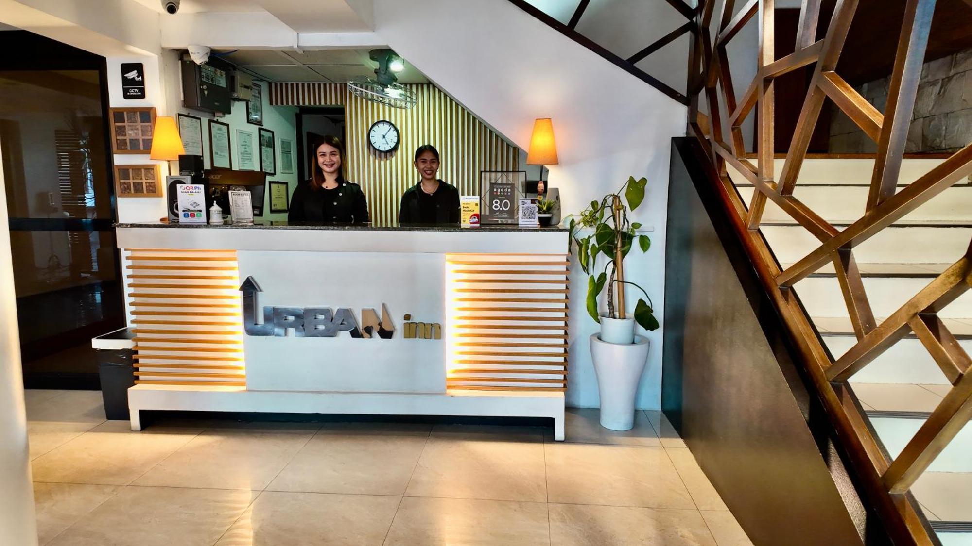 Urban Inn Iloilo Экстерьер фото