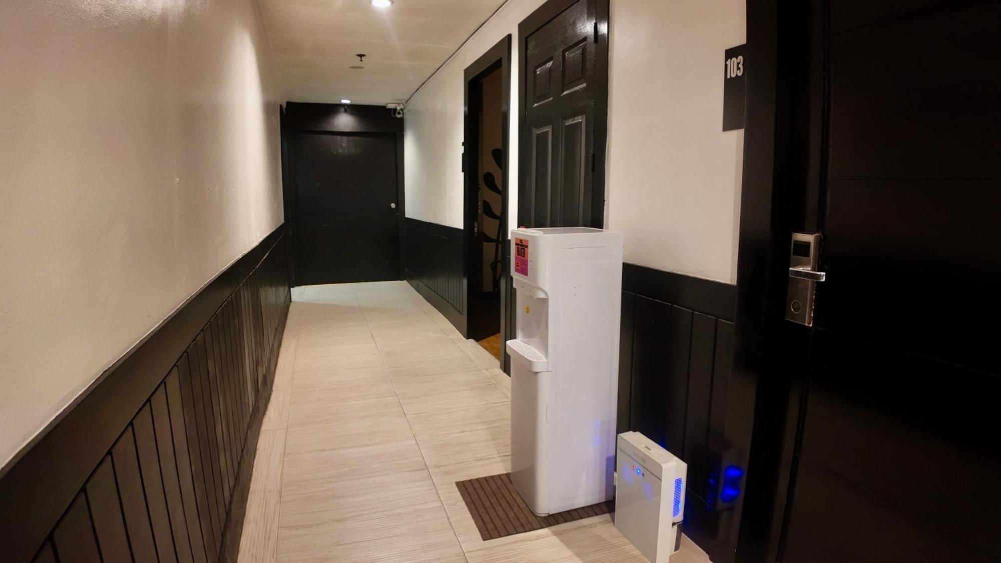 Urban Inn Iloilo Экстерьер фото
