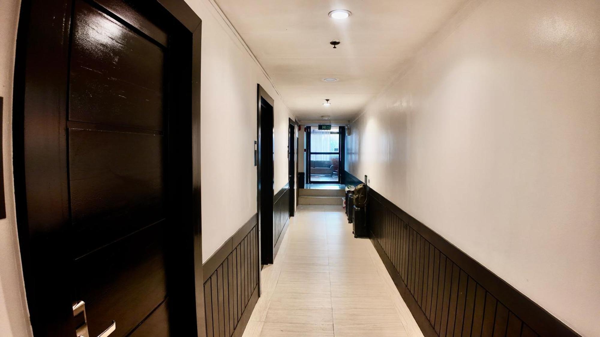 Urban Inn Iloilo Экстерьер фото